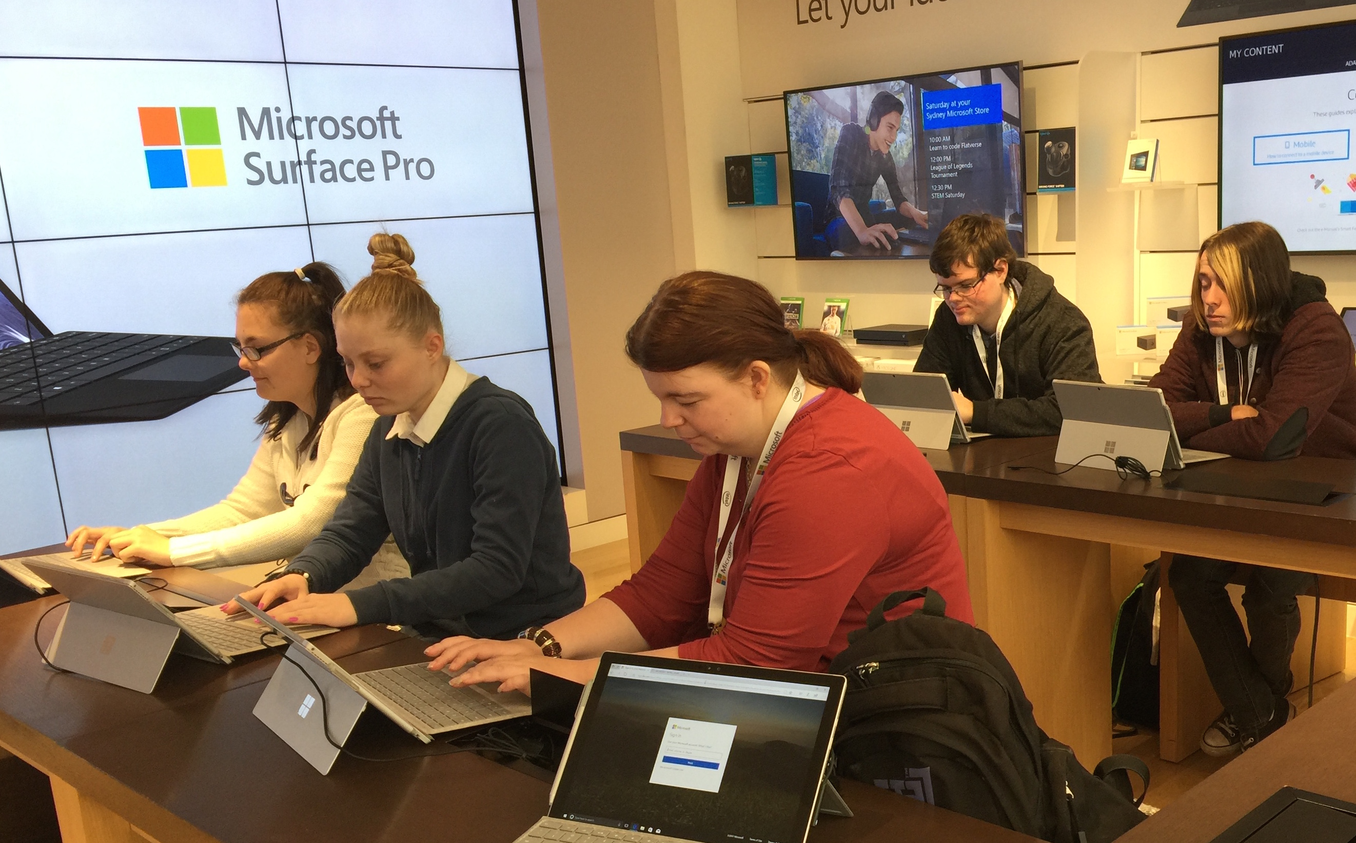 Getting technical at the Microsoft store